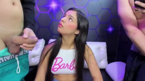  MIA AND PAUL online show from February 24, 11:10 am