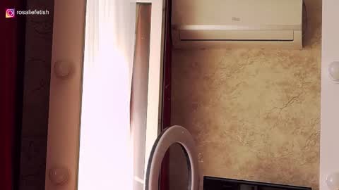 Snapshot of rosaliefetish chatting on September 17, 5:20 am Rosalie online show from September 17, 5:20 am