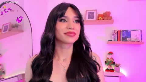 Snapshot of rose__saenz chatting on December 13, 9:41 pm Rose Saenz online show from December 13, 9:41 pm