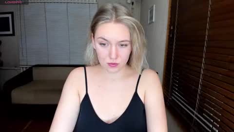 Rose but u can call me princess online show from December 8, 8:25 pm