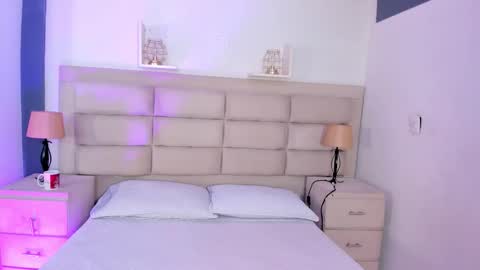 Rose online show from October 19, 1:34 pm