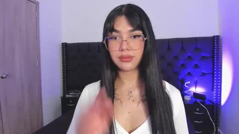 Rose online show from November 14, 1:32 pm