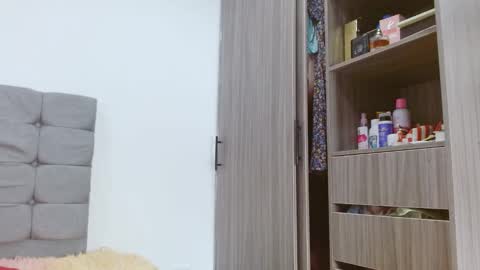 Snapshot of roseechannel chatting on February 10, 7:28 pm Rosee Channel online show from February 10, 7:28 pm