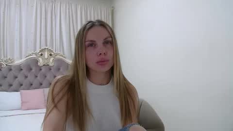 Rose Hubbard online show from September 17, 5:31 am