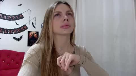 Rose Hubbard online show from October 27, 5:33 am