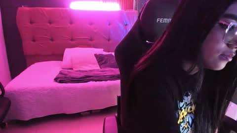 roseliin online show from November 14, 12:04 pm