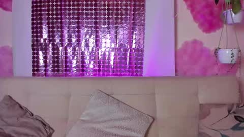 Lyla OF roselinedior online show from February 18, 5:10 pm