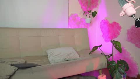 Lyla OF roselinedior online show from March 8, 7:31 pm