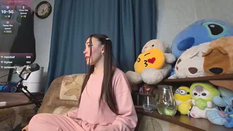 Snapshot of rosewr chatting on October 5, 1:53 pm RoseWr online show from October 5, 1:53 pm