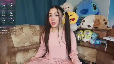 Snapshot of rosewrs chatting on October 5, 1:53 pm Rosewrs online show from October 5, 1:53 pm