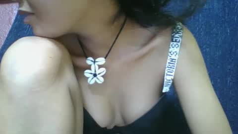 rosia685234 online show from March 2, 1:38 pm