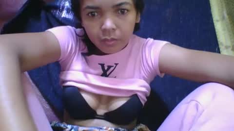 rosia685234 online show from November 7, 3:06 am