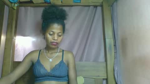 rosia online show from March 4, 9:43 pm