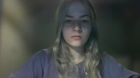 Snapshot of rosie_june chatting on February 10, 7:47 am Rosie online show from February 10, 7:47 am