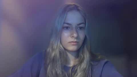 Snapshot of rosie_june chatting on February 10, 10:53 am Rosie online show from February 10, 10:53 am