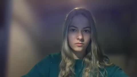 Snapshot of rosie_june chatting on March 11, 7:48 am Rosie online show from March 11, 7:48 am