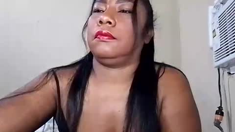 rosmerynavarro online show from March 10, 7:10 am