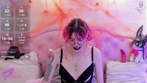 Snapshot of rossiie_hunt_ chatting on October 17, 4:42 pm rossiie_hunt_ online show from October 17, 4:42 pm