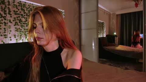 rosy_black_ online show from September 14, 7:35 pm