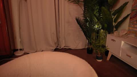 rosy_petal online show from September 16, 10:11 pm