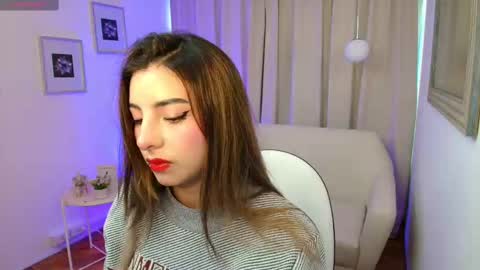 Snapshot of rousee_v chatting on September 30, 1:05 pm Rousee online show from September 30, 1:05 pm