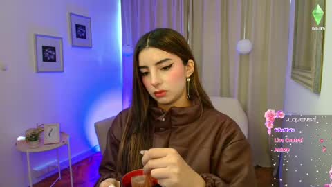 Snapshot of rousee_v chatting on October 4, 12:58 pm Rousee online show from October 4, 12:58 pm