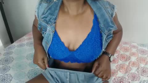 luxa online show from January 25, 1:41 pm