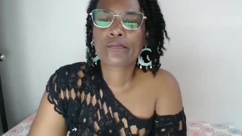 luxa online show from January 26, 1:25 pm