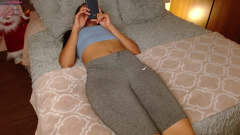 Rouss marie henao  online show from January 19, 2:36 am