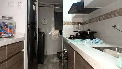 Rouss marie henao  online show from March 4, 4:06 am