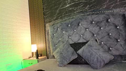 roxana_scottt online show from September 29, 11:37 am