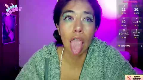 roxxy online show from November 19, 6:35 am