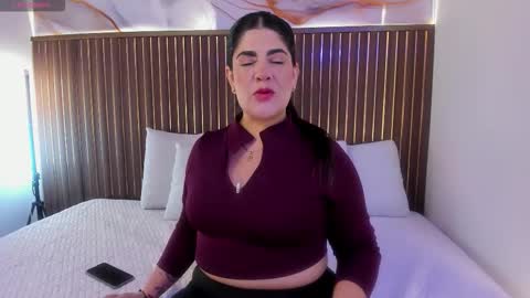 Roxie  online show from October 24, 12:23 pm