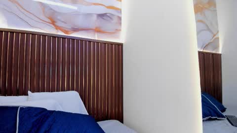 Roxie  online show from December 1, 12:54 pm