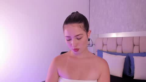 Roxie  online show from January 21, 7:39 pm