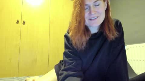 Snapshot of roxxxco chatting on February 15, 4:12 pm Tatyana online show from February 15, 4:12 pm