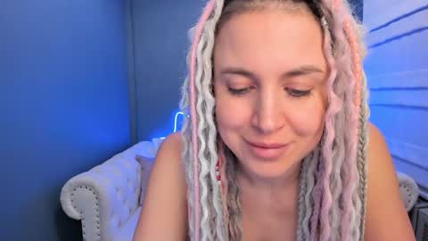 Roxy online show from December 20, 10:27 am