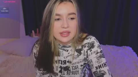 Roxy online show from February 19, 6:21 pm