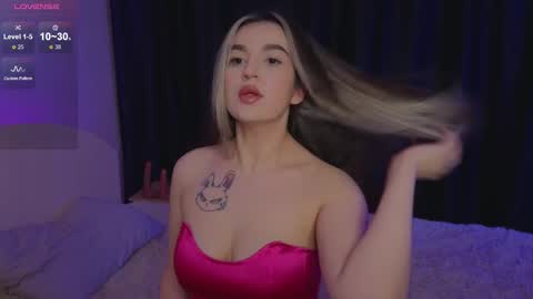 Roxy online show from March 2, 5:36 pm