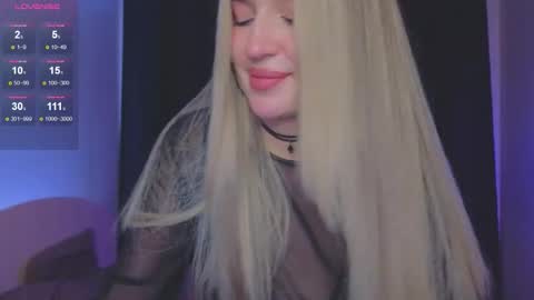 Roxy online show from September 26, 9:30 pm