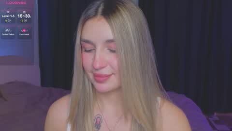 Roxy online show from September 27, 9:20 pm