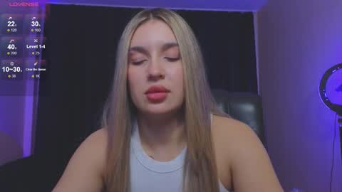 Roxy online show from November 10, 9:14 pm