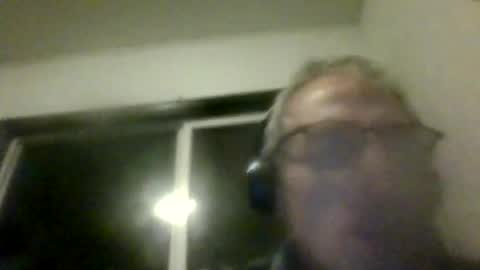 Snapshot of royboy2561 chatting on November 17, 8:31 am Roy Murrin online show from November 17, 8:31 am