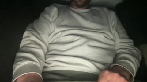 roythegil online show from March 1, 11:39 am