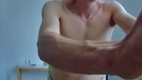 Roy online show from September 13, 7:57 pm