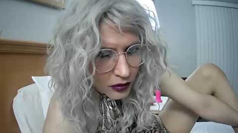 Snapshot of rubilopes chatting on February 20, 1:36 am Rubi online show from February 20, 1:36 am