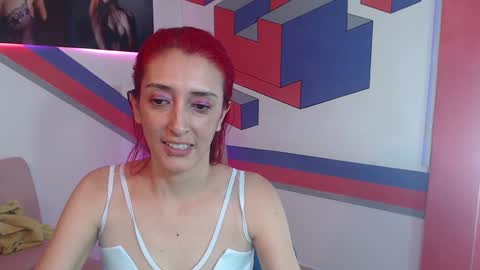 ruby_your_milf online show from December 17, 12:01 am