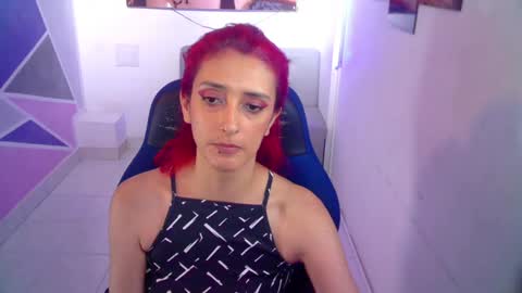 ruby_your_milf online show from January 14, 11:48 pm