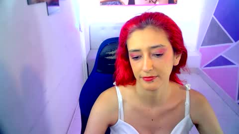 ruby_your_milf online show from January 25, 4:24 pm