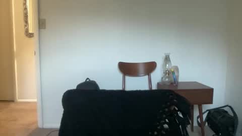 runfasterxo online show from November 26, 1:56 pm